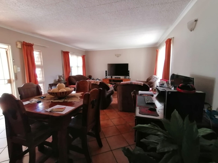 3 Bedroom Property for Sale in Geelhoutpark North West